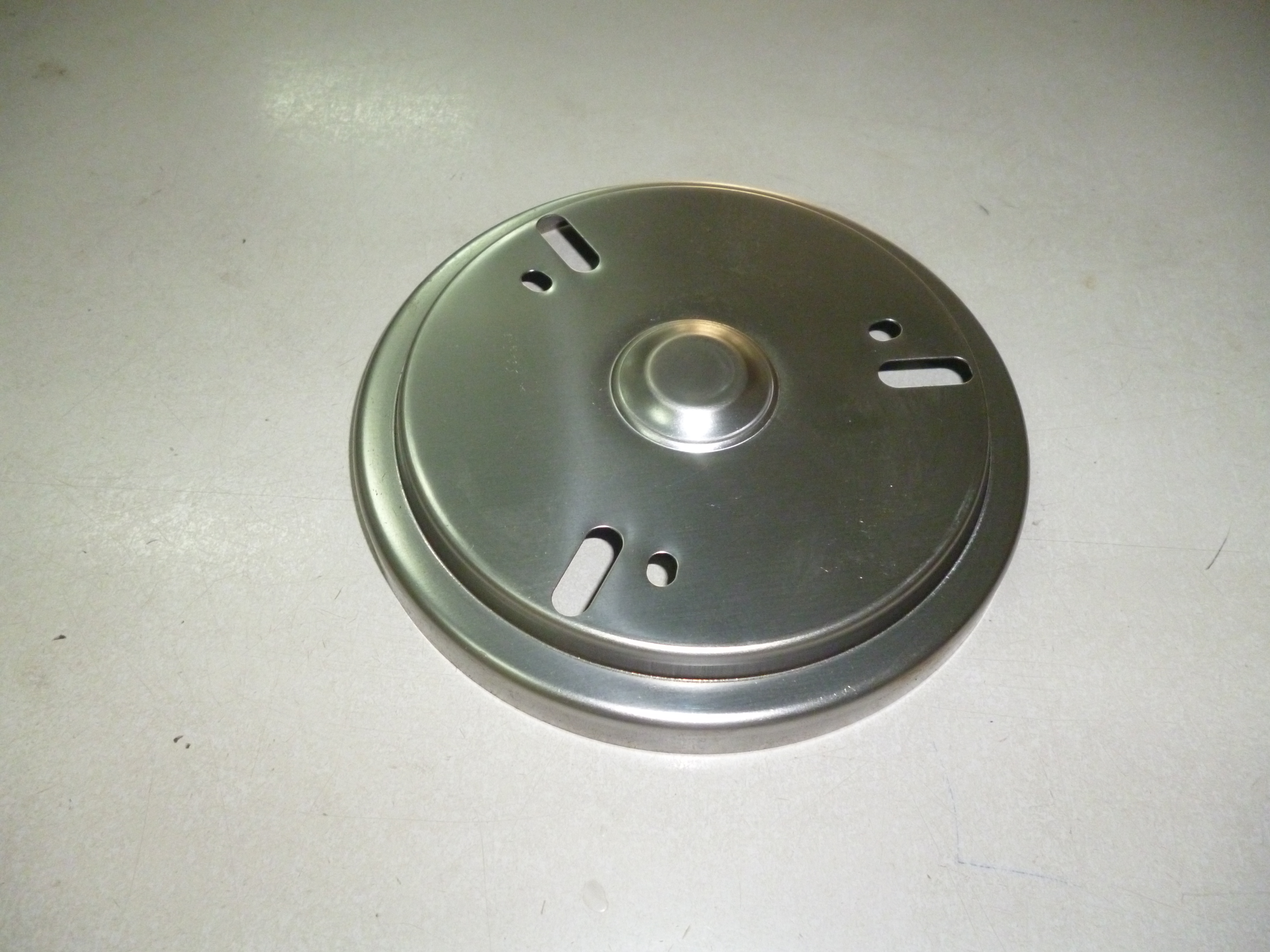 Nắp motor máy bơm 2